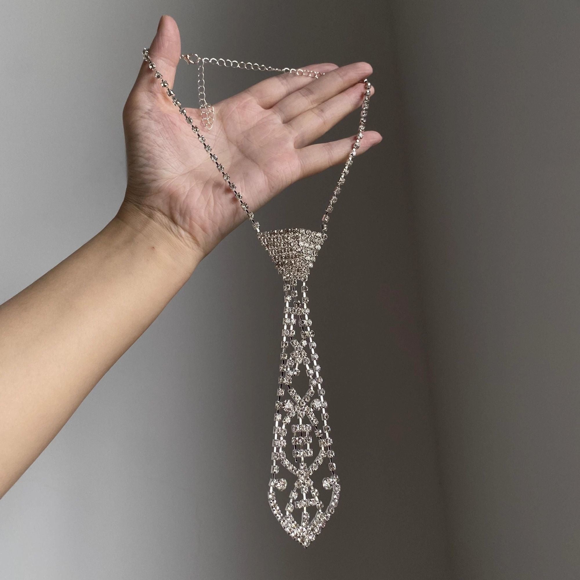 AVYRA Short Tie Necklace